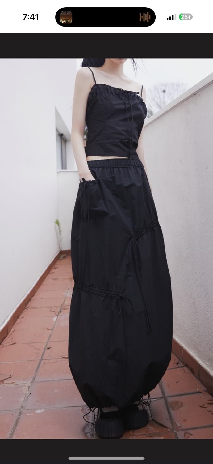 아비에무아 시어셔링 탑 리본 스커트 셋업 상품이미지1