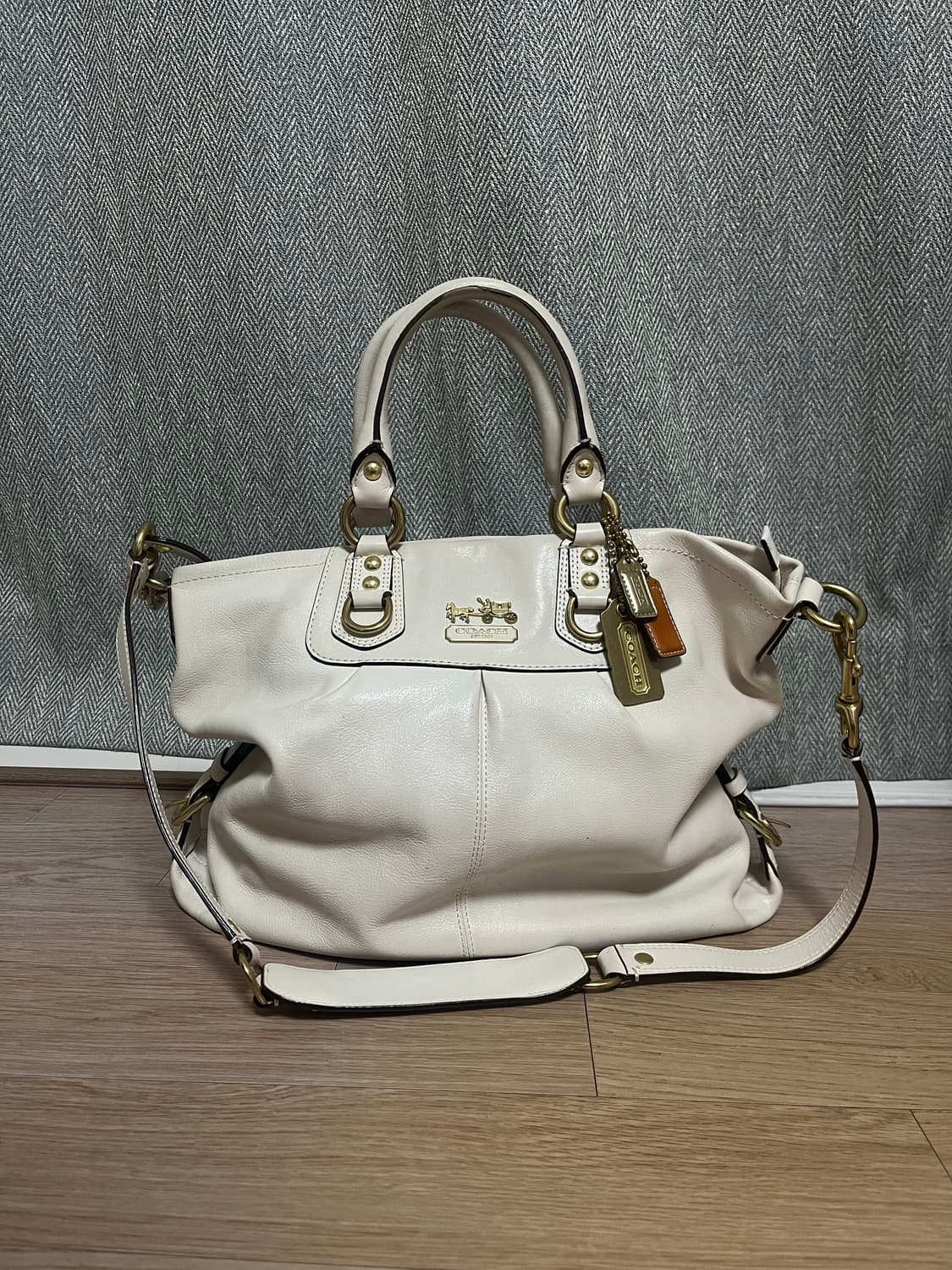 코치 아이보리 백 상품이미지1
