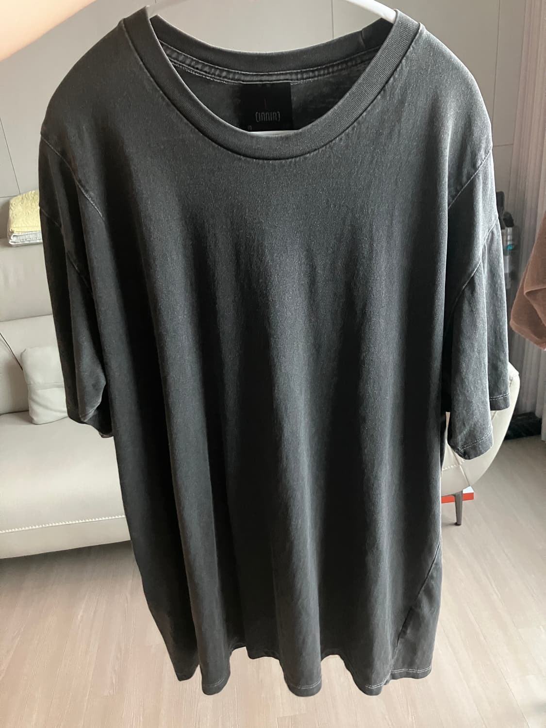 (L) 이니어 다트 티셔츠 그레이 상품이미지1