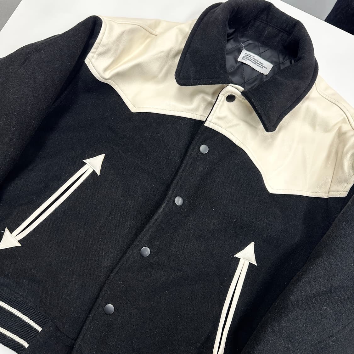 파르티멘토 블랙 울 레더 배색 스타디움 자켓 상품이미지2