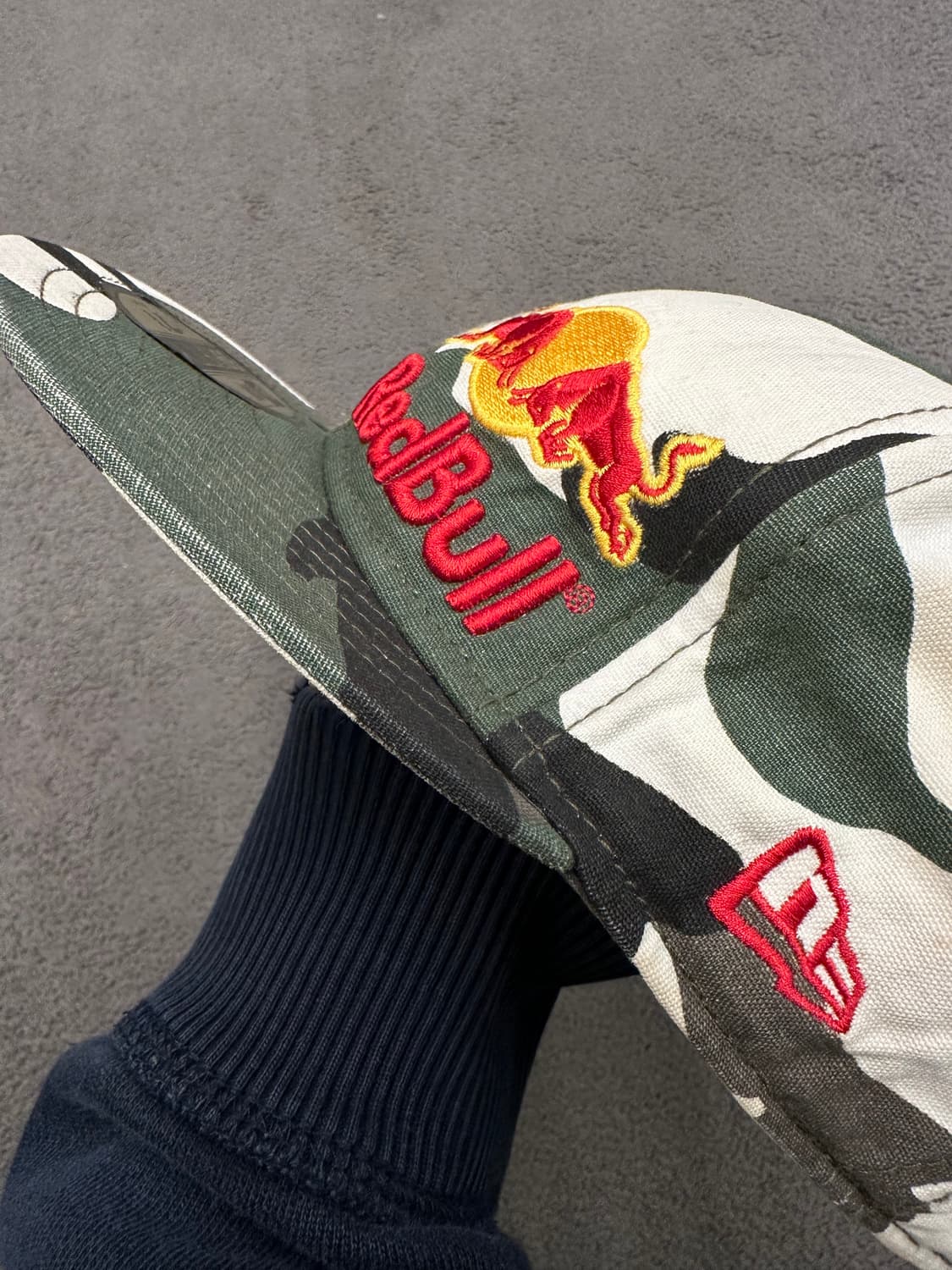 뉴에라 레드불 카모 사이즈캡 처분  상품이미지2