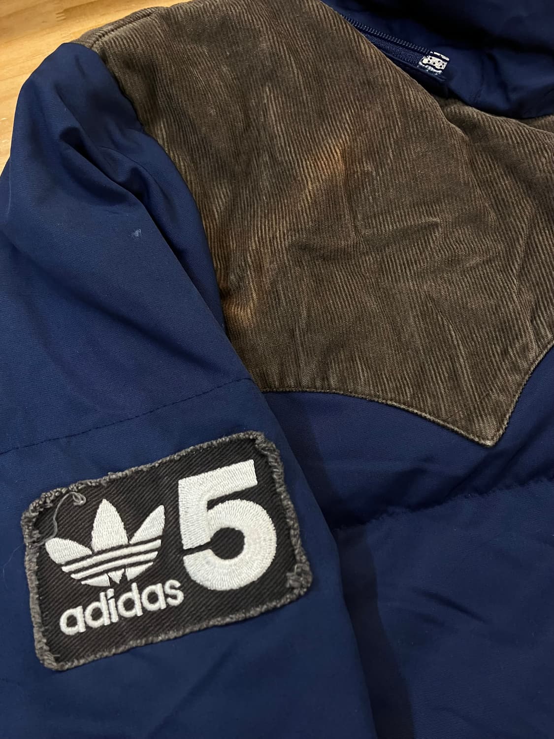 아디다스 빈티지 패치 덕다운 패딩 자켓 네이비 95 #csz3449  상품이미지5