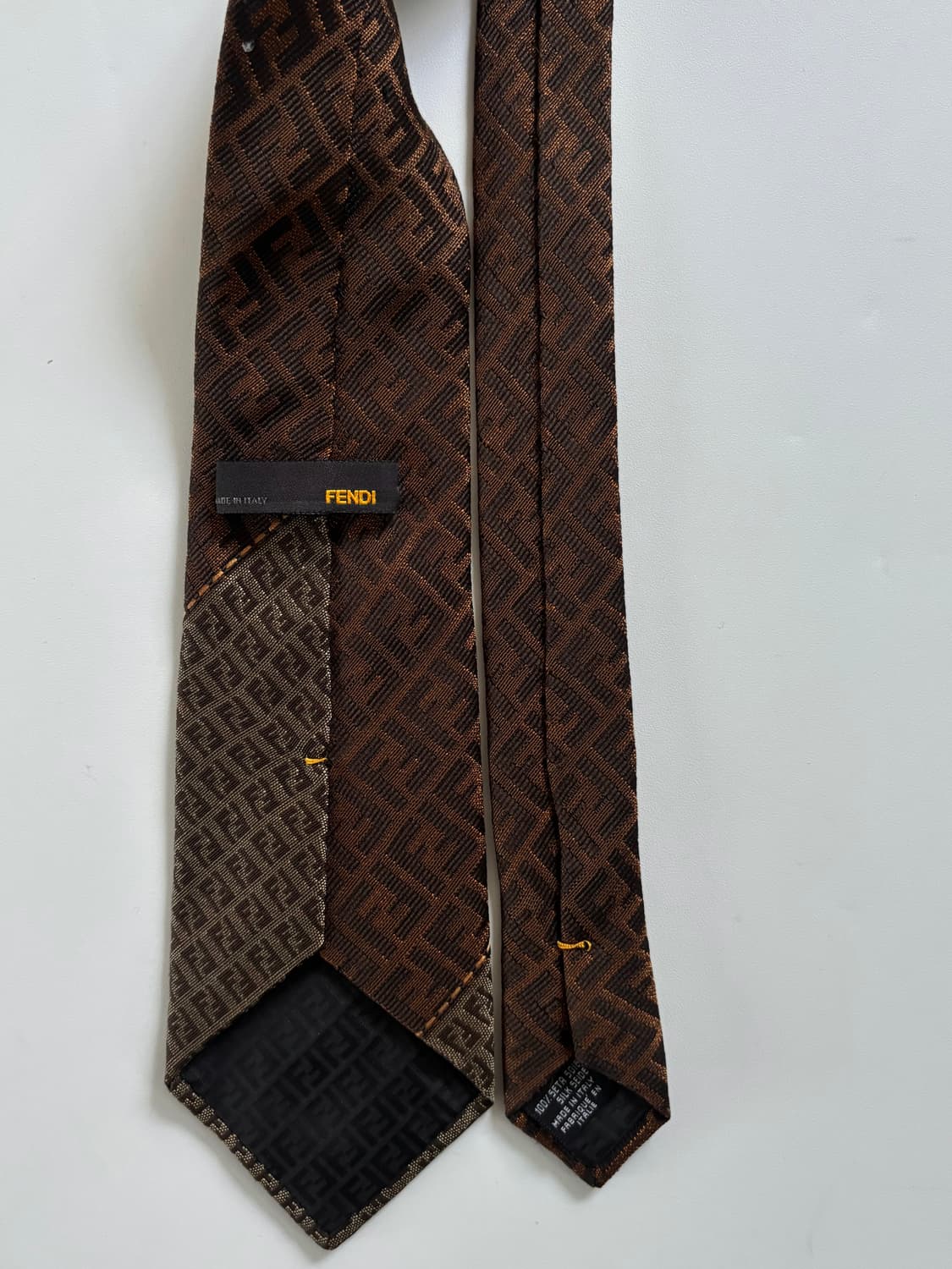 Fendi 펜디 브라운 FF로고 실크 넥타이  상품이미지4