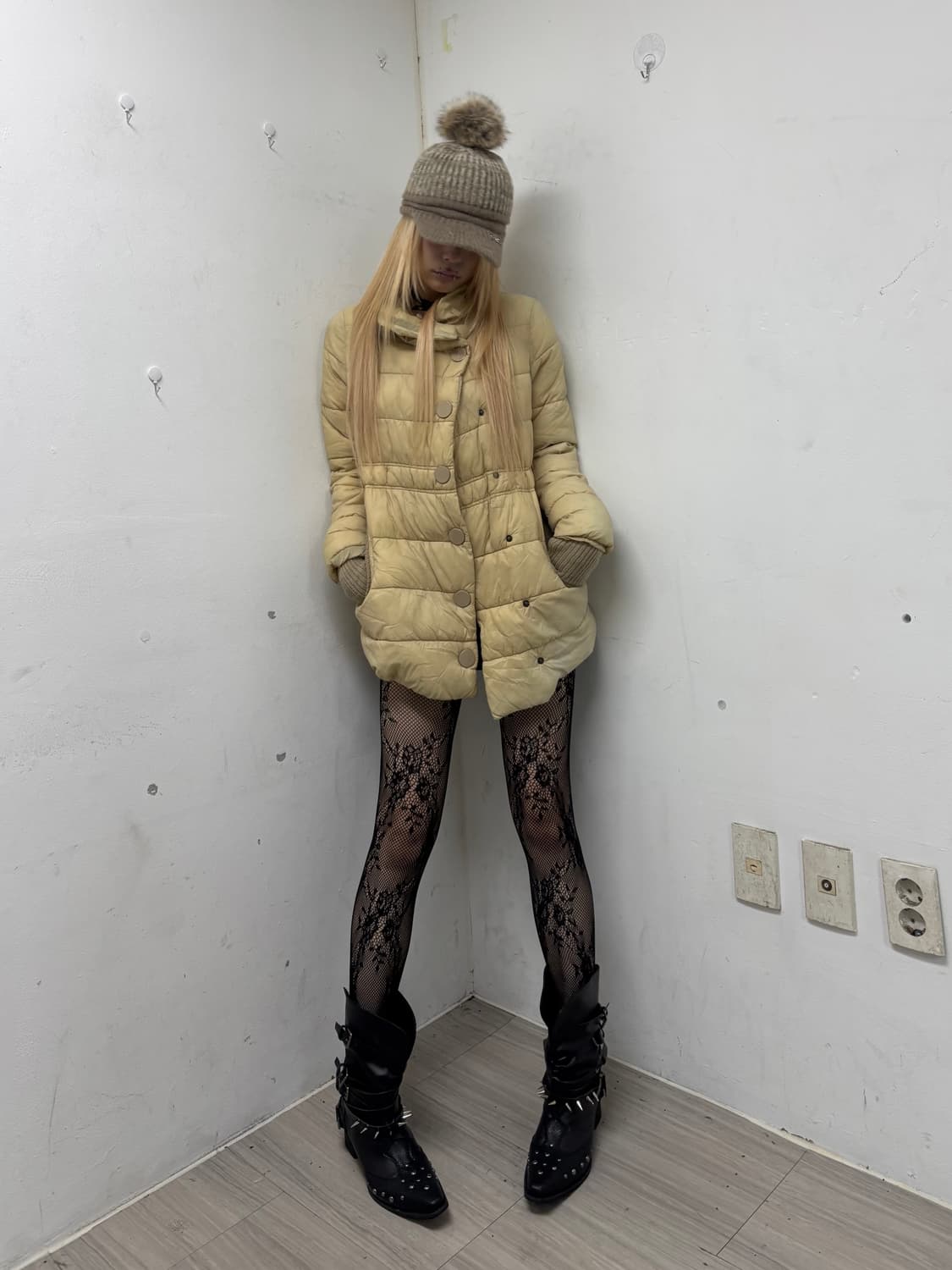 Big Button Warmer Detail Ivory Padding 상품이미지3