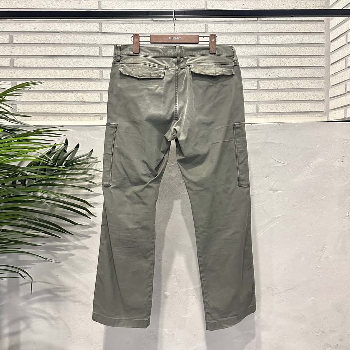 JPN VINTAGE 밀리터리 카고 팬츠 레귤러핏 사이드포켓 디테일 카키 상품이미지2
