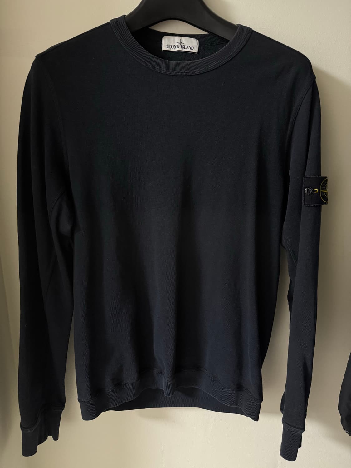 스톤아일랜드 맨투맨 블랙 L 상품이미지2