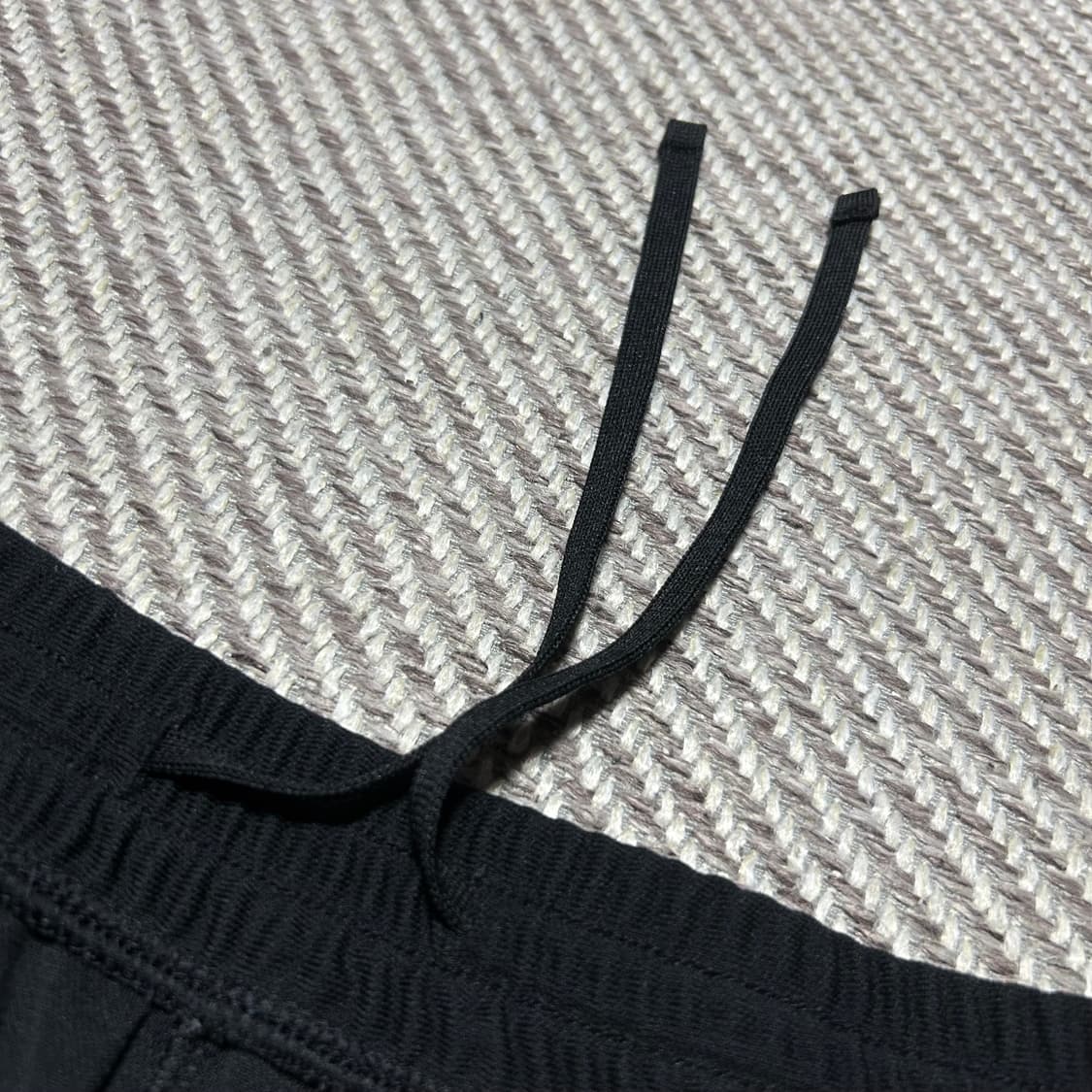 [M] Underarmour 언더아머 검/흰 트레이닝 팬츠 상품이미지5