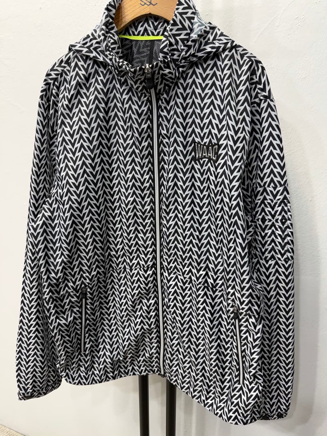 정품) WAAC 왁골프 22ss 남성 후드 바람막이 2(100) 상품이미지3