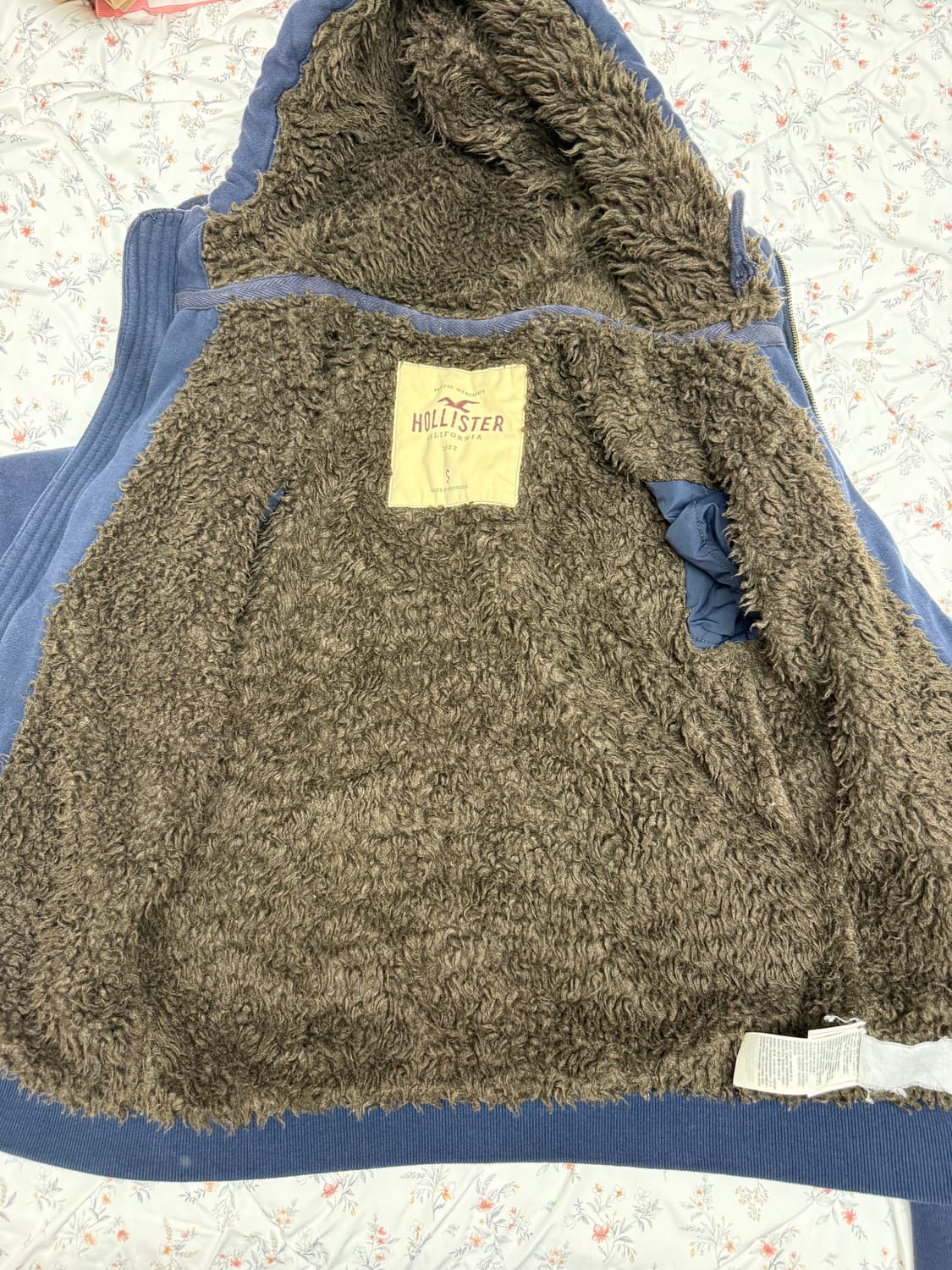 홀리스터 남녀공용  후드 집업입니다  이쁨 구재 상품이미지9