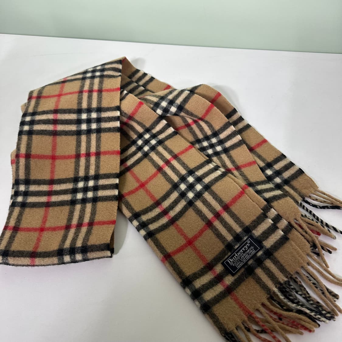 우먼OS 버버리 시그니처 노바체크 램스울 쁘띠머플러 상품이미지3