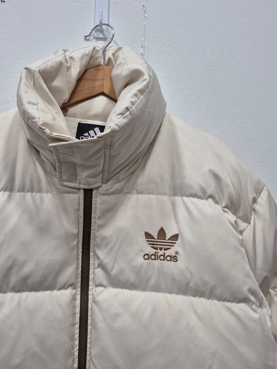 아디다스 대장급 올드스쿨 덕다운 패딩 남성 2XL 105 상품이미지3