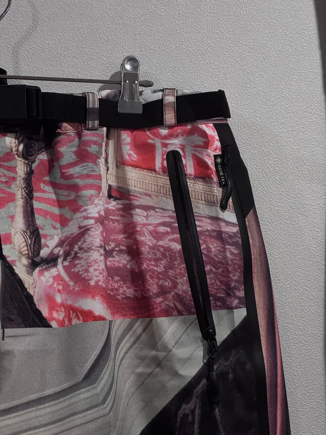 팔라스 x 비비안 웨스트우드 고어텍스 트라우저 컬러 프린트 - 24FW 상품이미지2