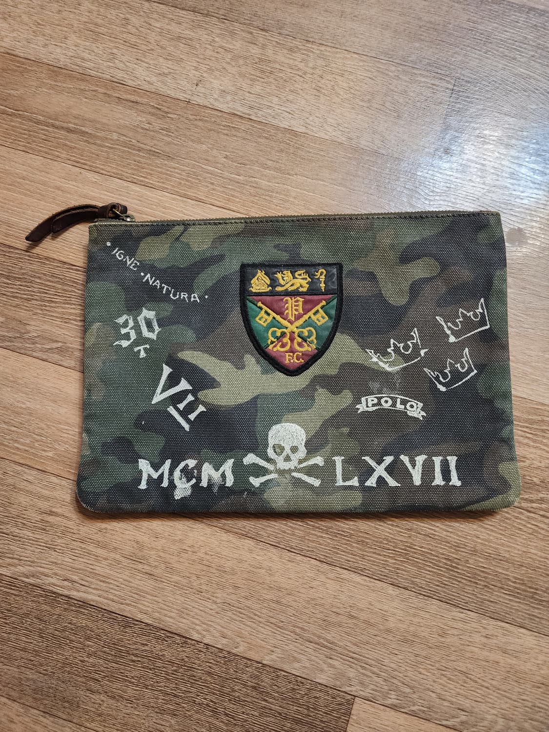 폴로 랄프로렌 그래픽 카무플라쥬 캔버스 클러치 상품이미지1