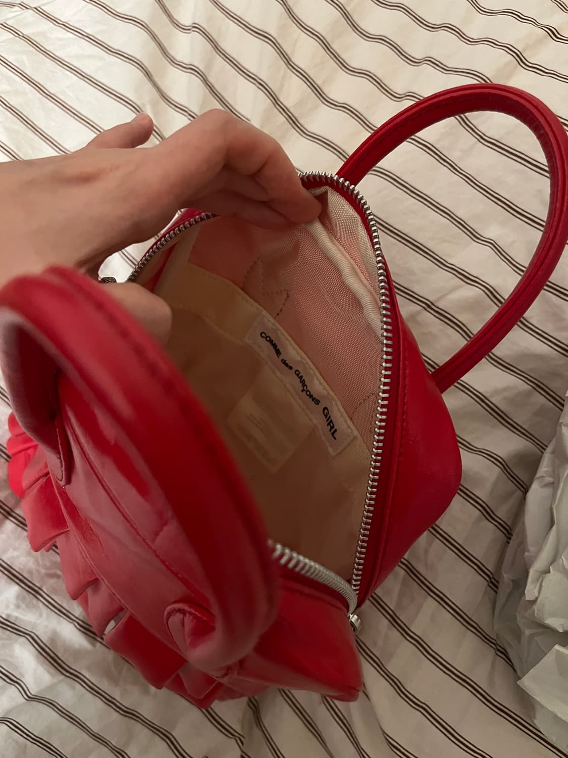 꼼데가르송 프릴백 상품이미지2