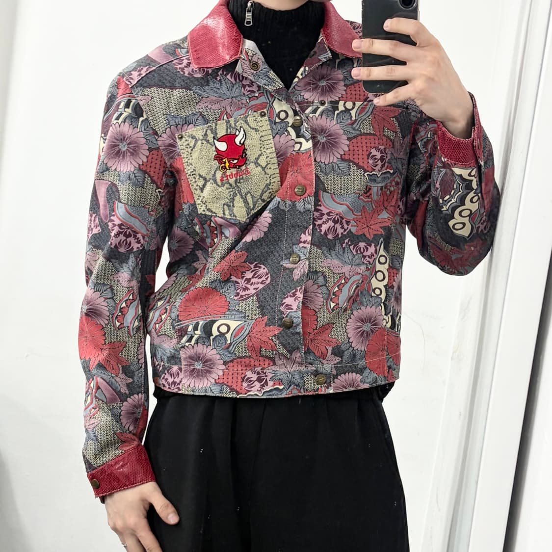 Dobbis Family 패턴 트러커 자켓 상품이미지2