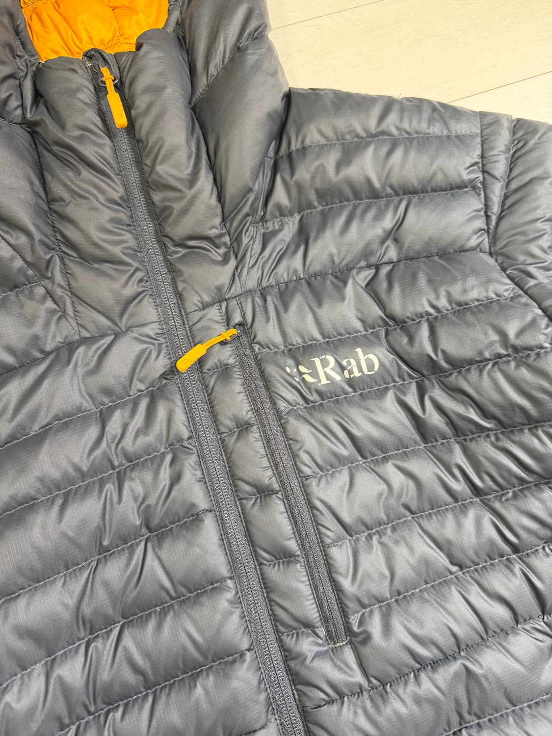 랩 마이크로라이트 벨루가 L 사이즈  상태 8.5/10  사진찍고 절대  상품이미지6