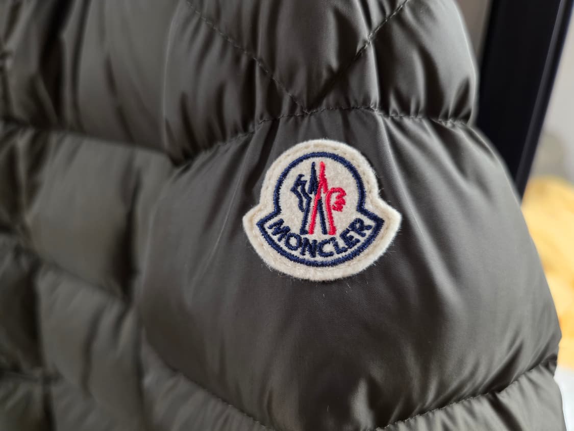 몽클레어 클루니 리얼퍼 카키 3 미사용 상품이미지4