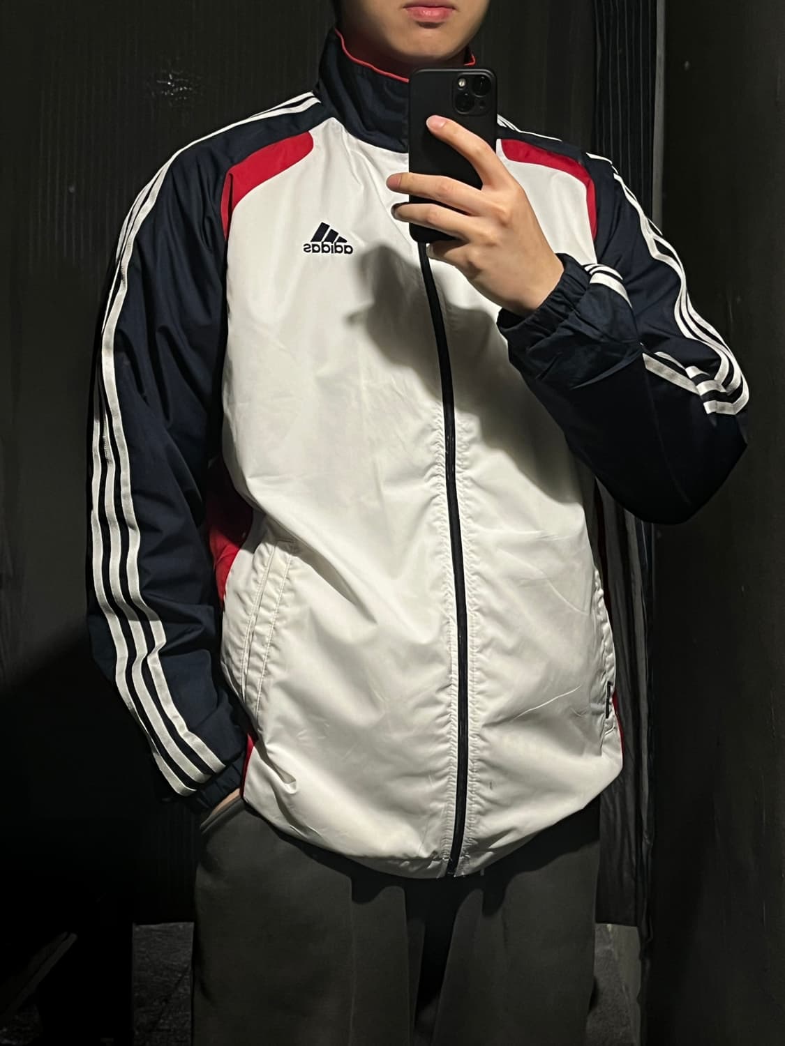 아디다스 JP 네이비 화이트 레드 배색 삼선 클라이마프루프 바람막이 L 상품이미지1
