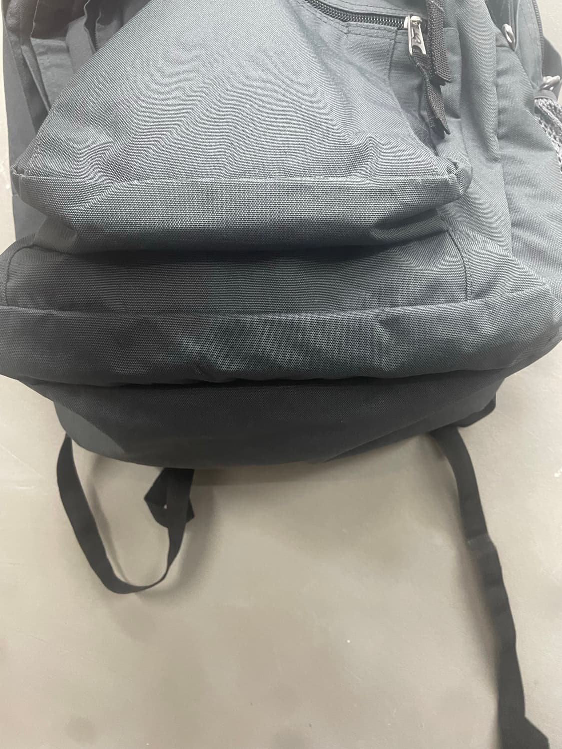 잔스포츠 백팩 그레이 상품이미지5