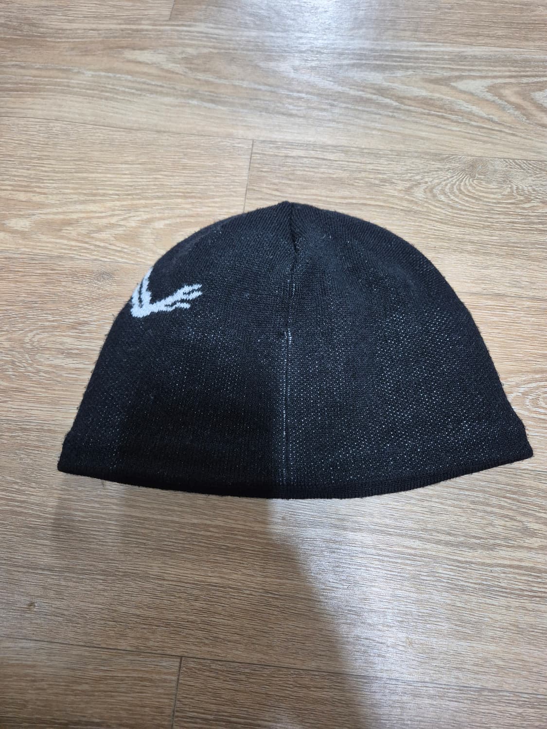 정품 아크테릭스 버드 헤드 토크 블랙 로고 비니 상품이미지2