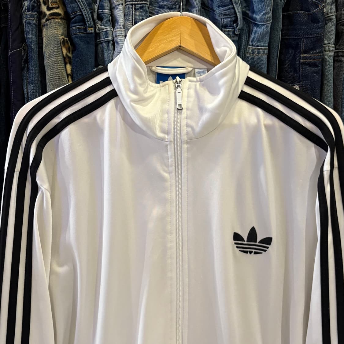 아디다스 구파이어버드 흰/검 져지 L 상품이미지3