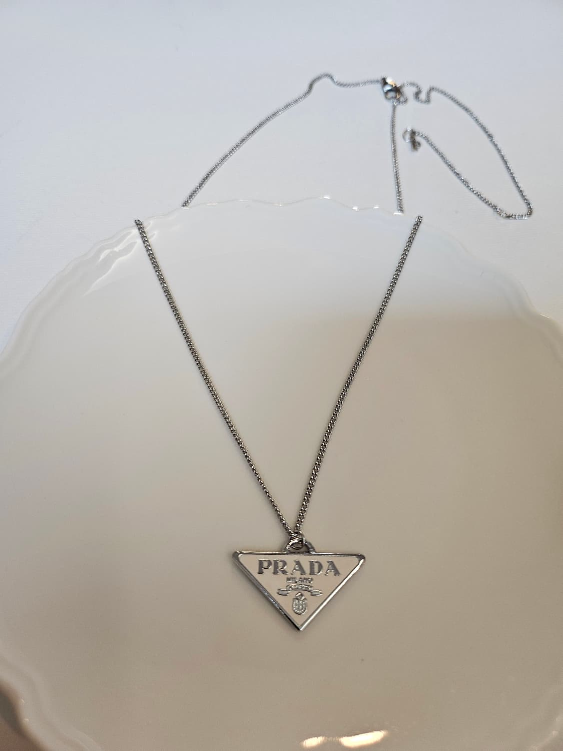 프라다 업사이클링 체인 목걸이 화이트 상품이미지5