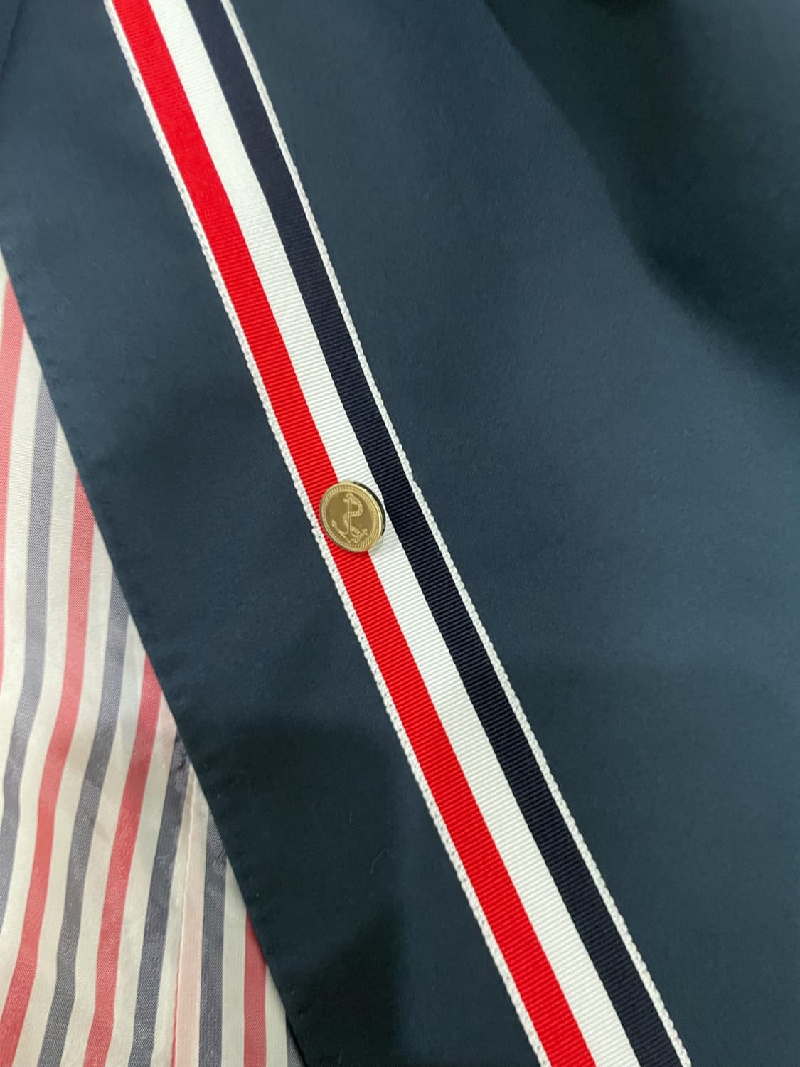 톰브라운 매킨토시 오버코트 상품이미지9