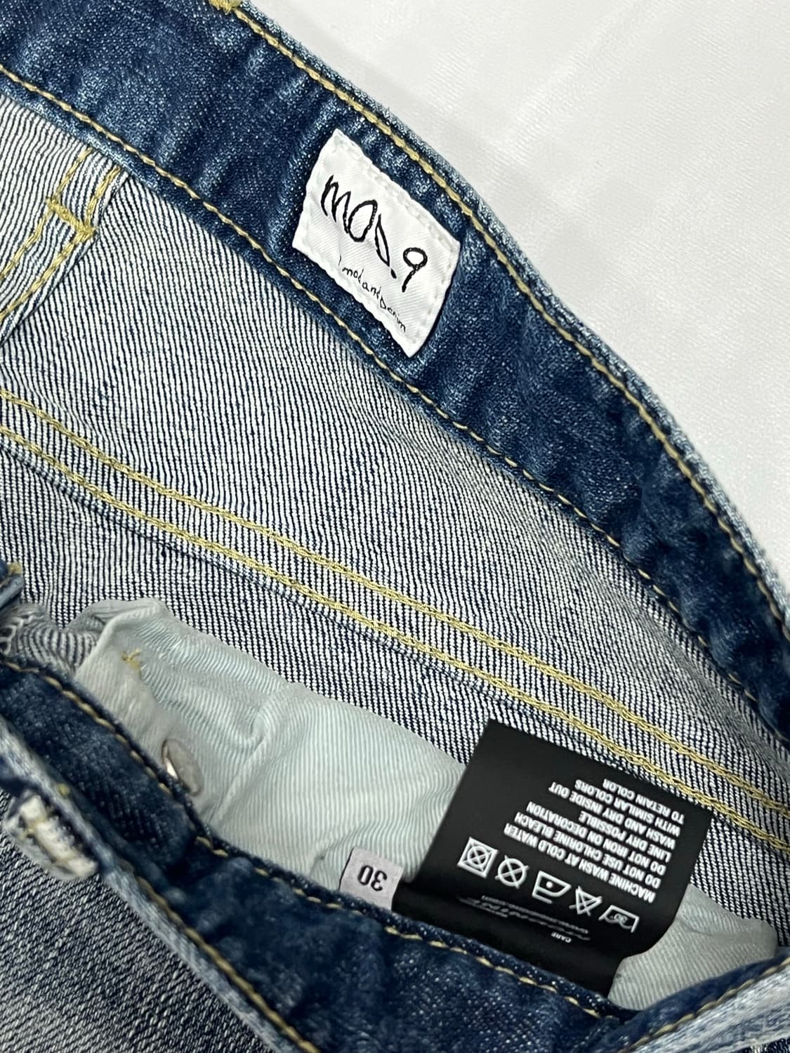 (30) MOD9 슬림핏 연청 데님 팬츠 상품이미지3