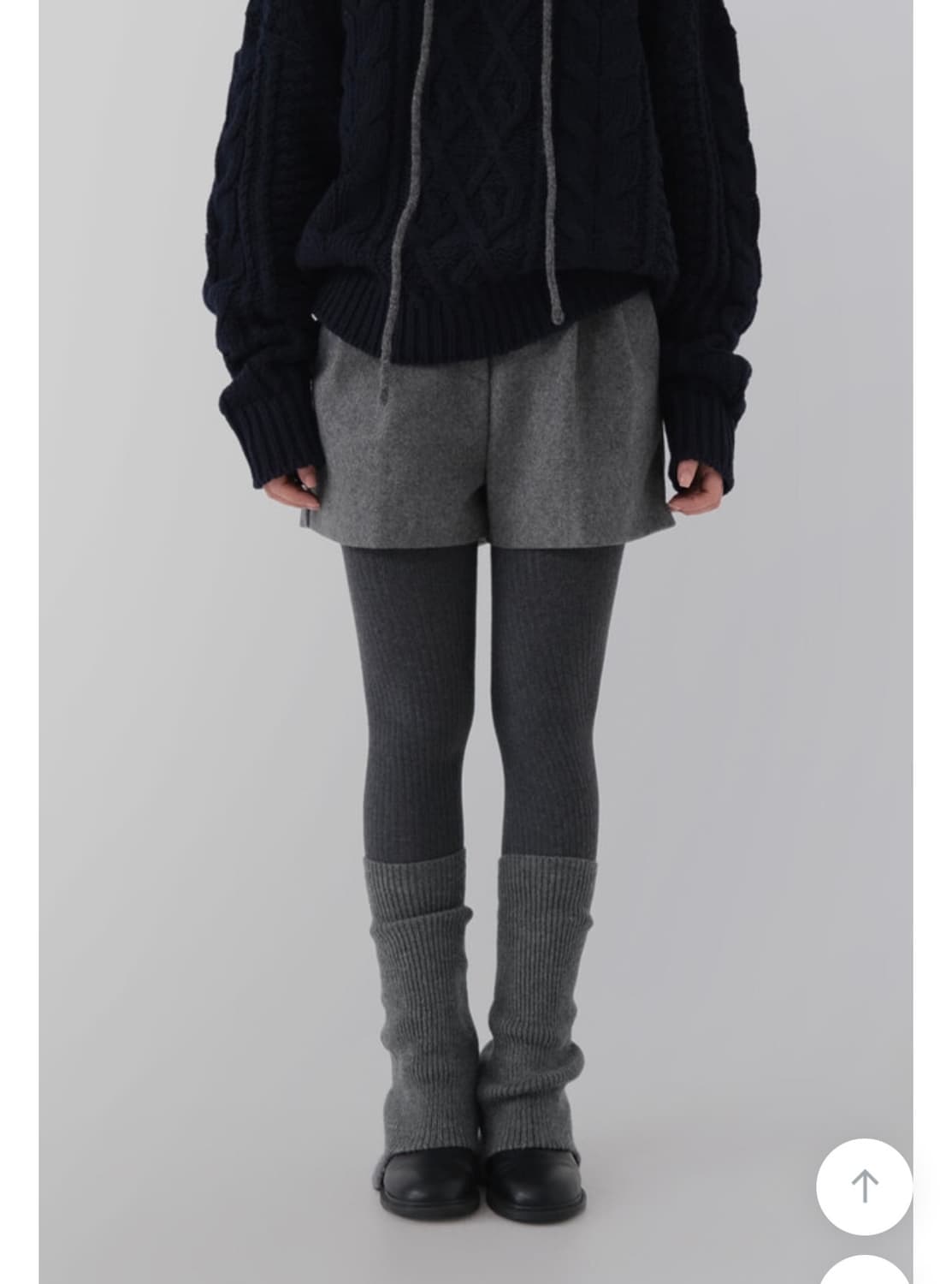 어텀 리페어 울쇼츠 차콜 m사이즈 상품이미지1