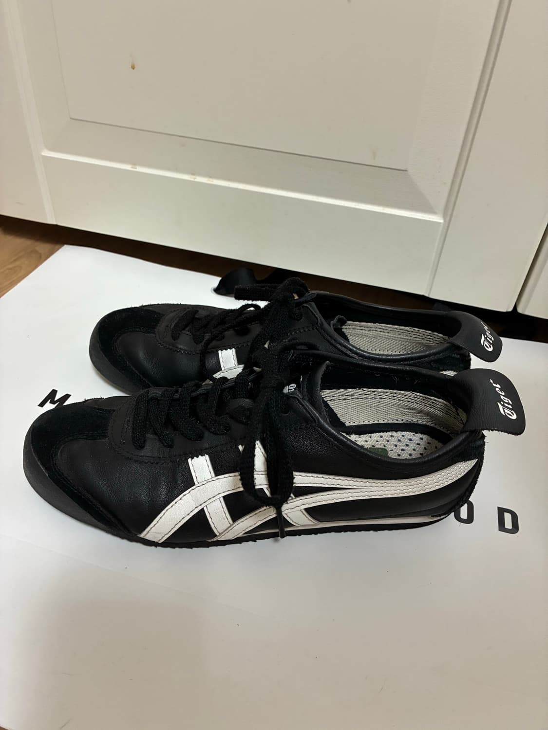 오니츠카 타이거 멕시코 66 블랙 화이트 상품이미지3