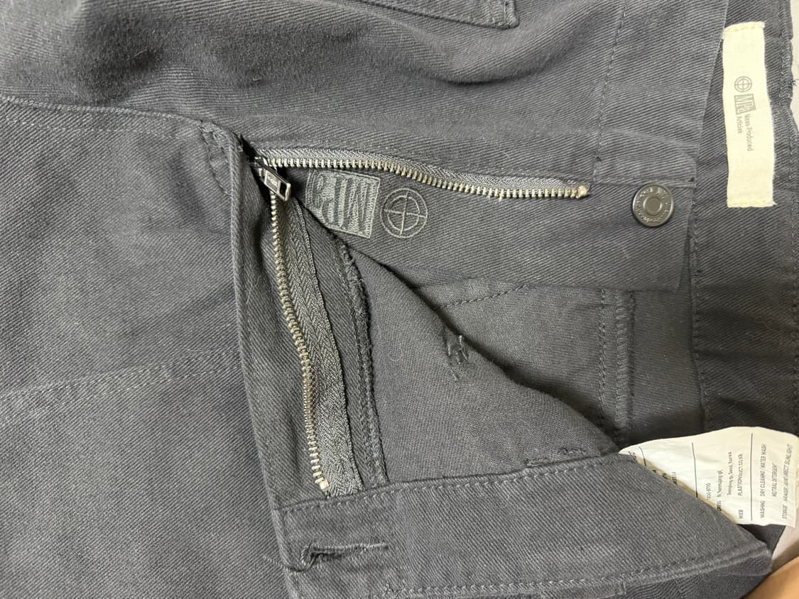 플라스틱 프로덕트 웨이브 지퍼 팬츠 상품이미지9