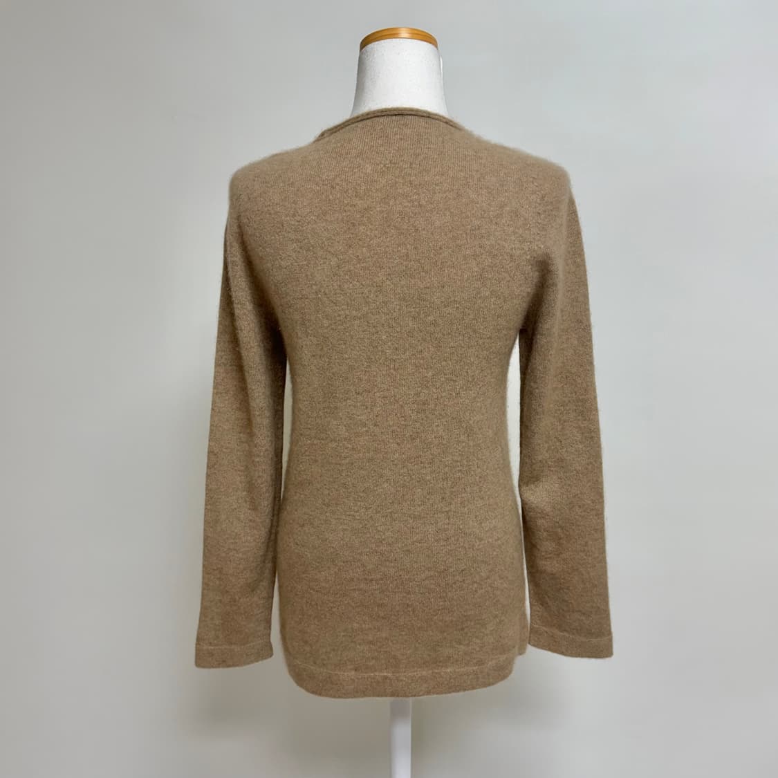 [캐시미어 100%] 딥 브이넥 여성 니트 상품이미지3