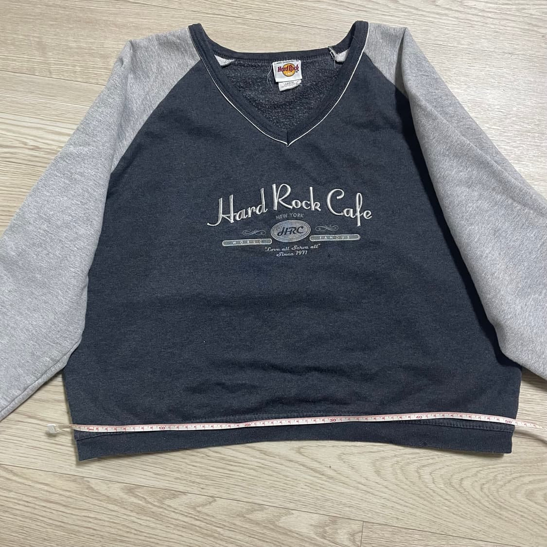 [made in USA] Hard Rock cafe 브이넥 맨투맨 상품이미지7