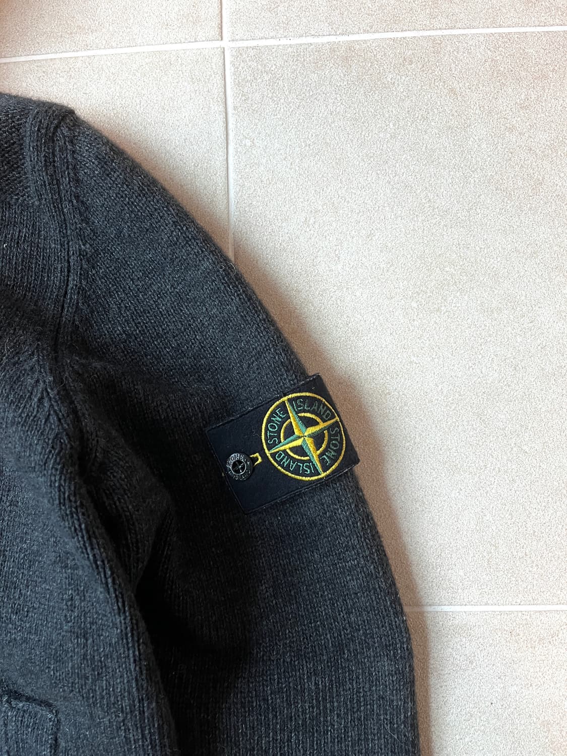 Stone island knit zip hoodie 상품이미지3