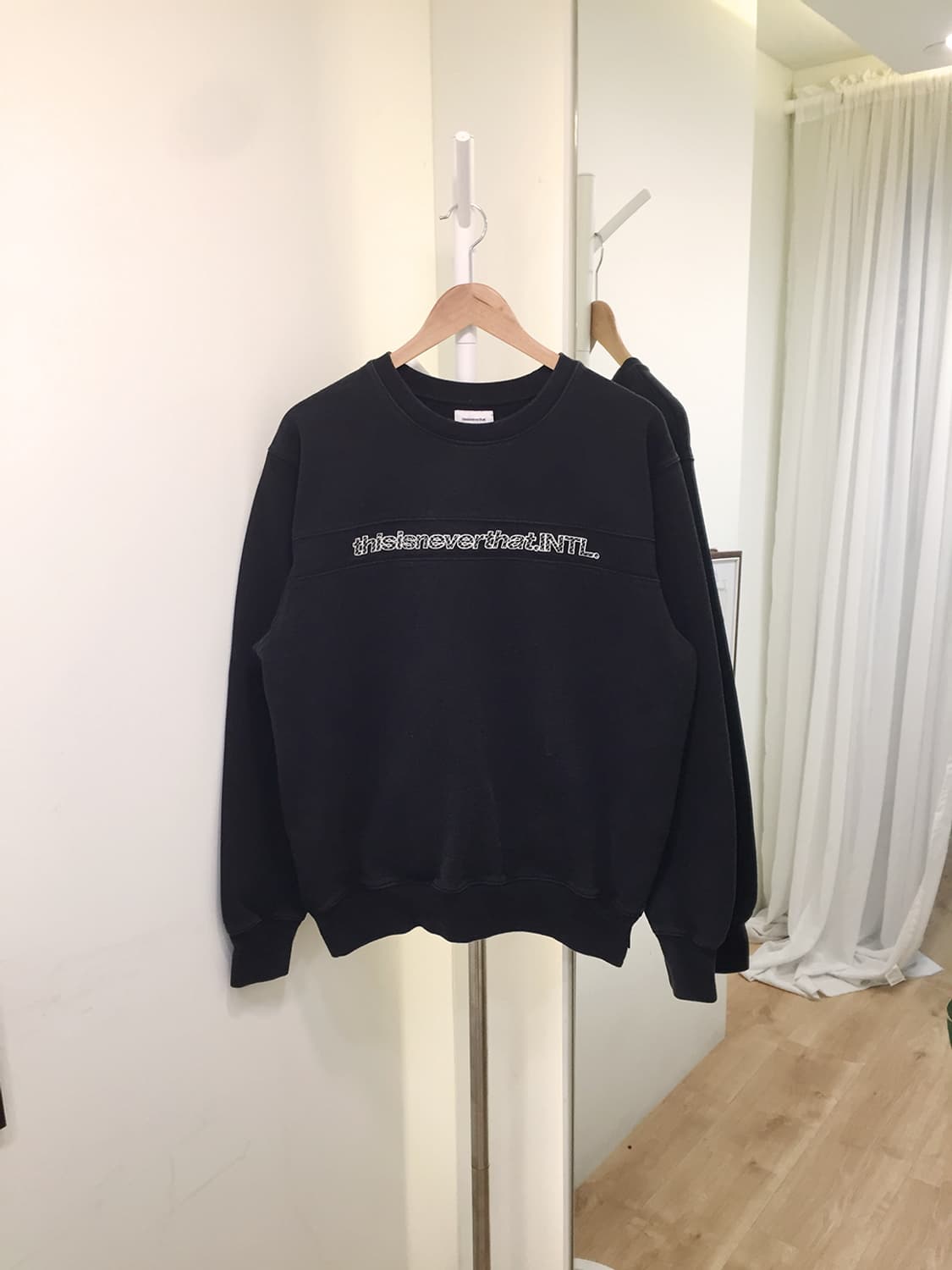 Unisex Thisisneverthat Sweatshirt 105 상품이미지4
