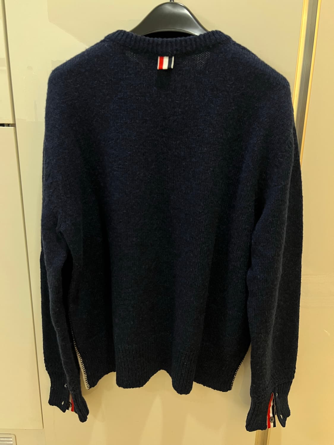 24fw 톰브라운 스웨터 3사이즈 (새상품급) 상품이미지2