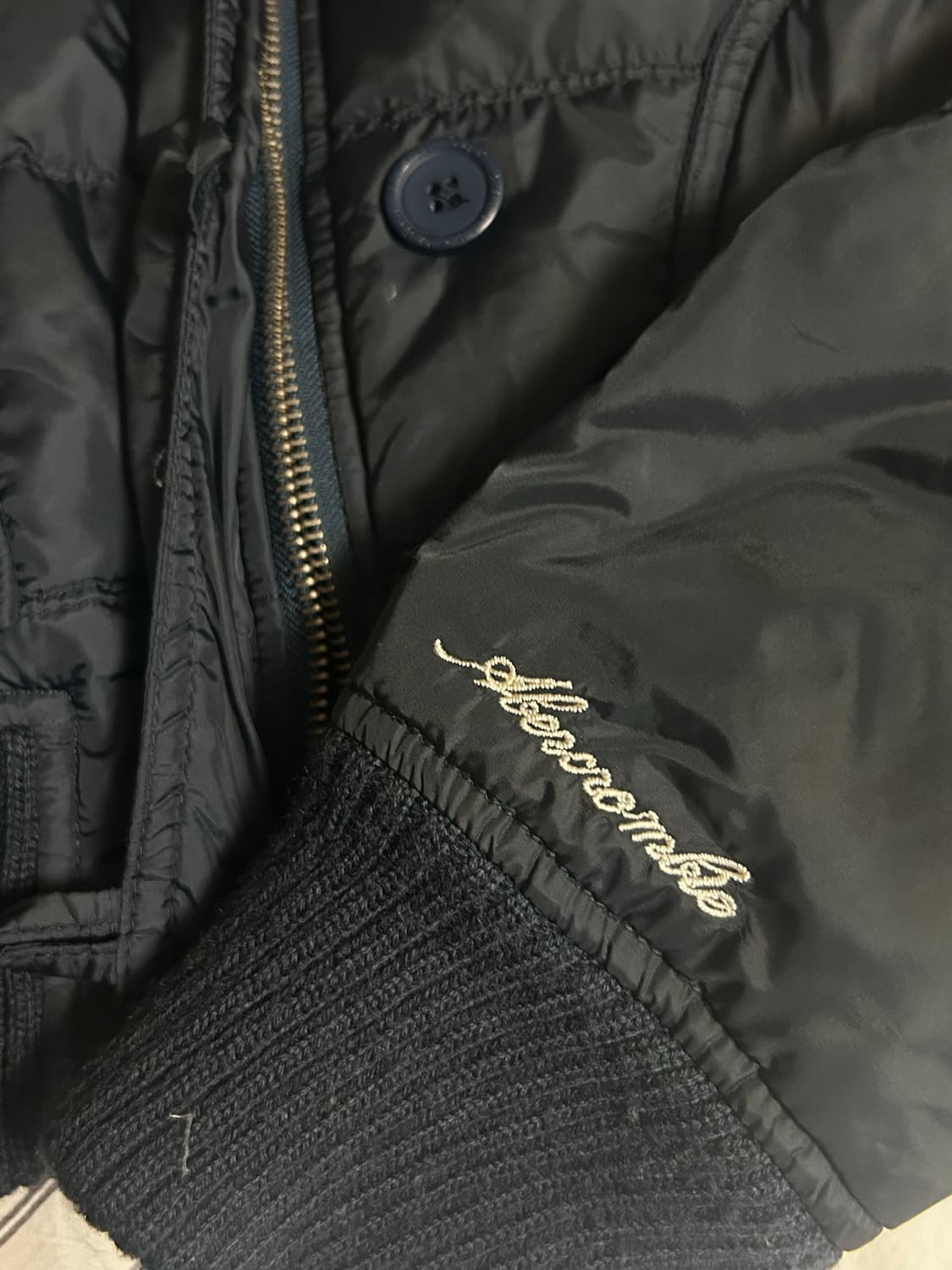 아베크롬비 숏 패딩 상품이미지3