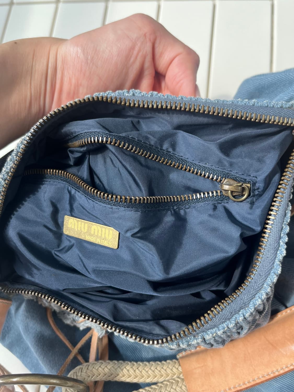 Early 2000s Miu miu denim shoulder bag 상품이미지5