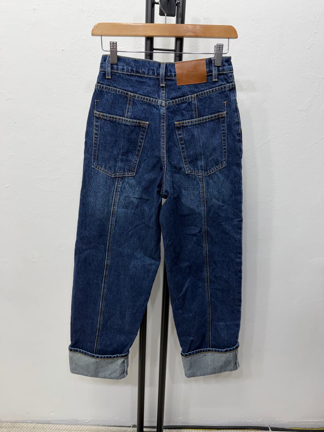 정품) 알렉산더맥퀸 여성 롤업 데님 팬츠 26 상품이미지4