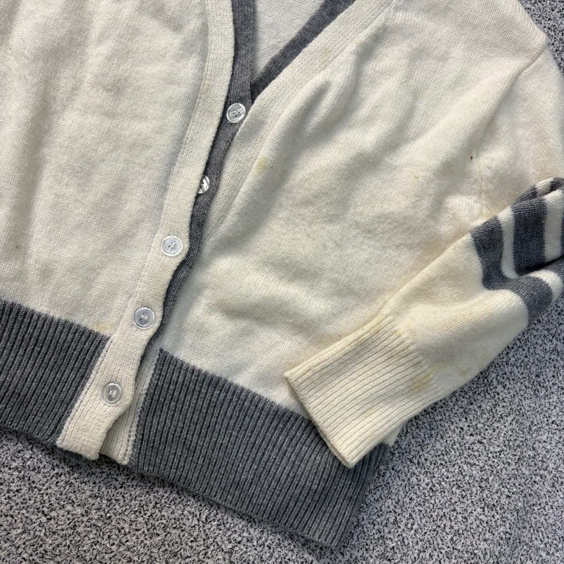 실측확인 고급 여성 브이넥 배색 가디건 0323J 상품이미지3