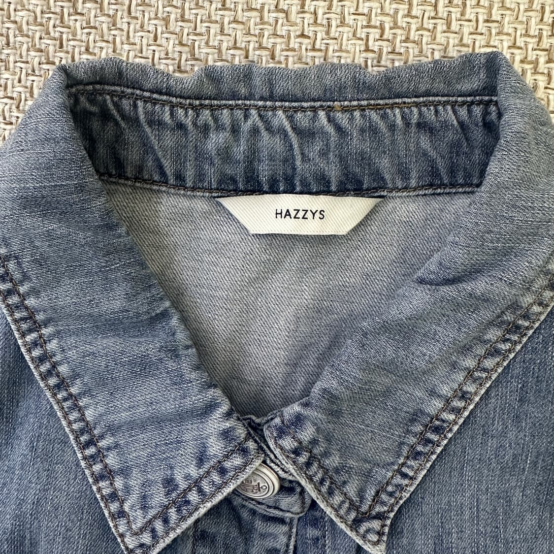 95-165 헤지스 루즈핏 반팔 데님 셔츠 0416D 상품이미지2