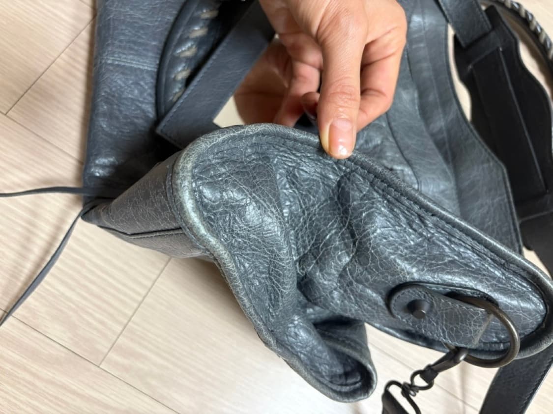 발렌시아가 모터백 미디움 상품이미지4