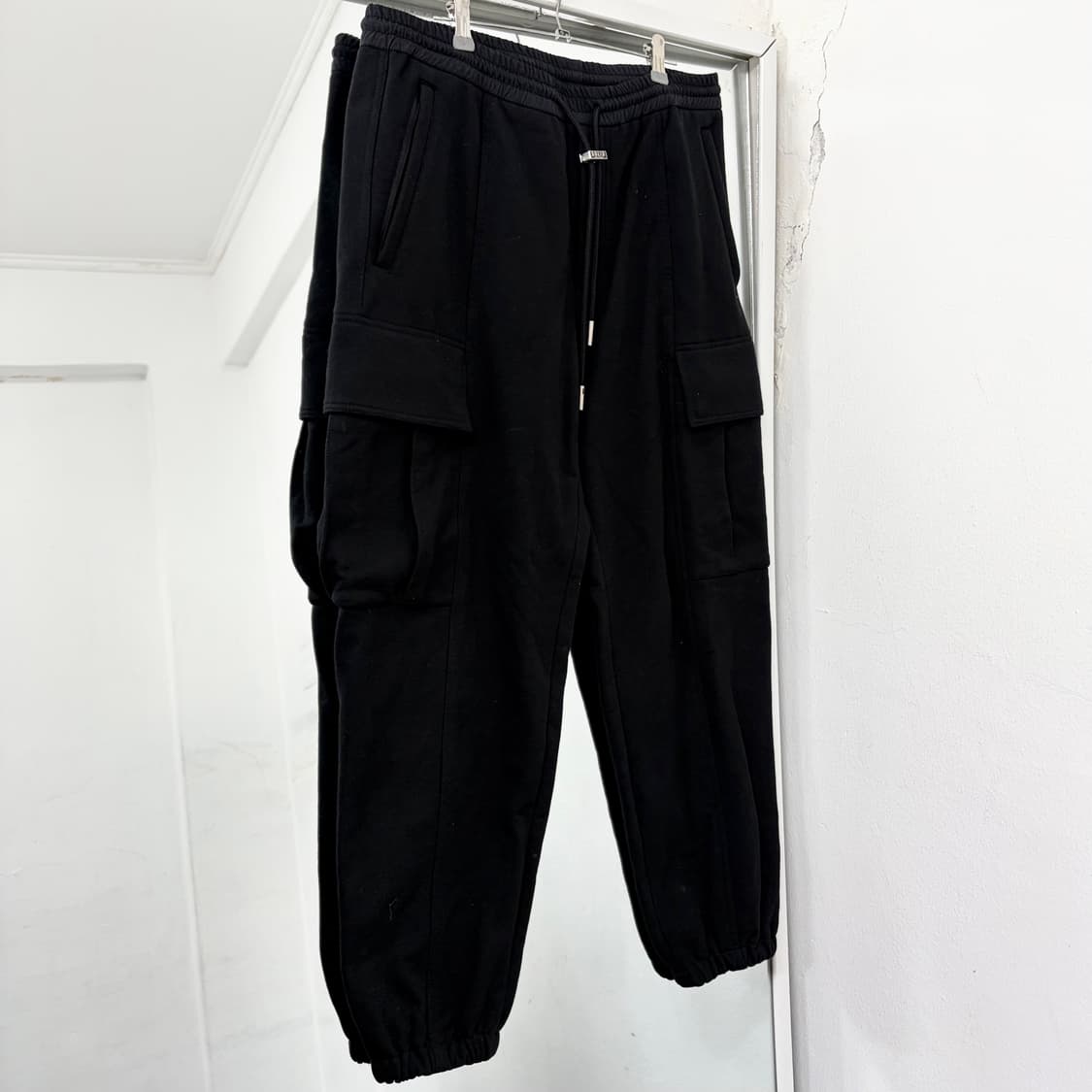 솔리드옴므 22SS 카고 조거 팬츠 상품이미지4