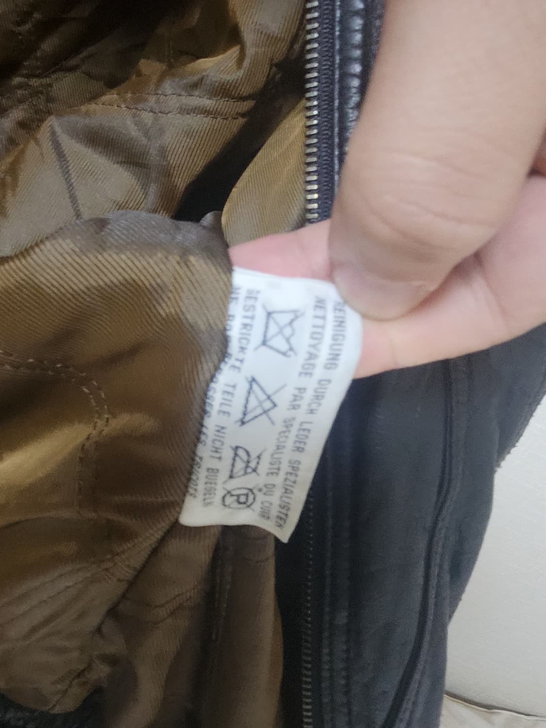 파올로 네그라토 레더 봄버재킷 상품이미지6