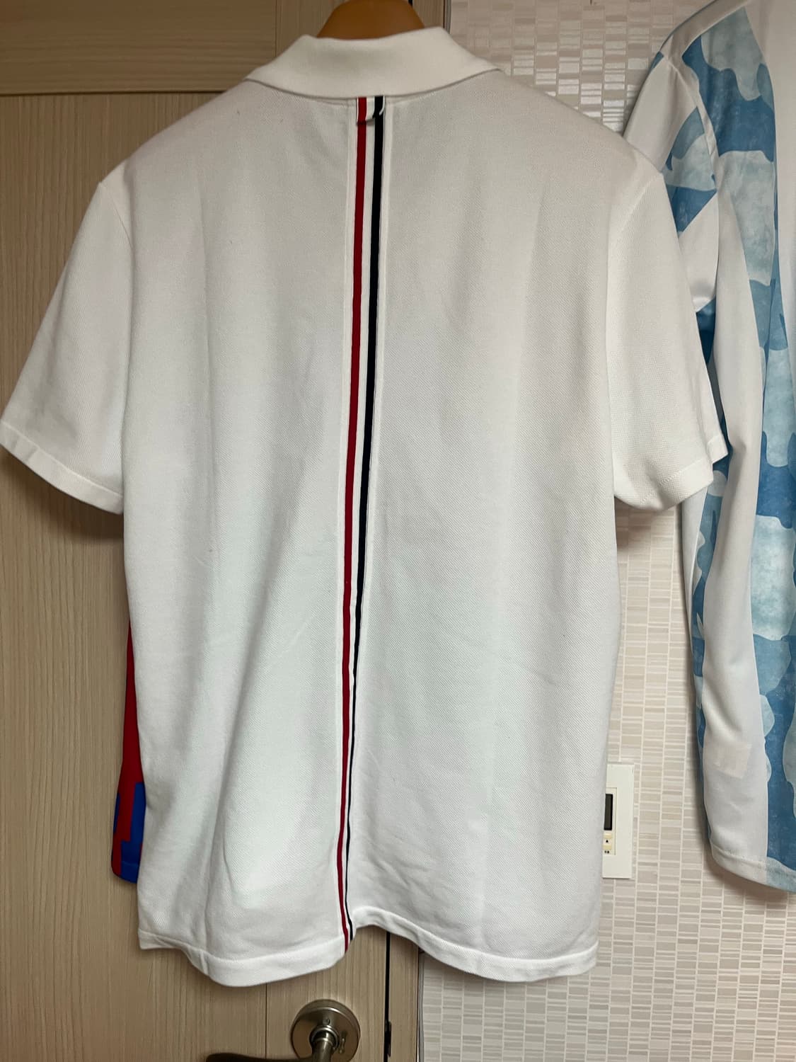 톰브라운 폴로 티셔츠 카라티 릴렉스핏 새상품 상품이미지2