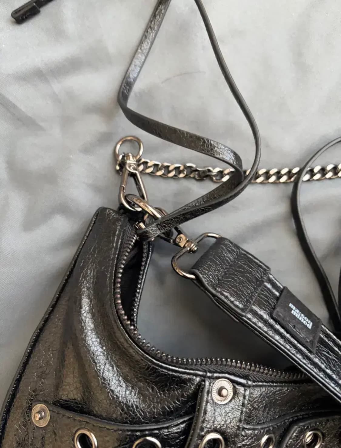 매종미네드 레더 모터사이클 백 상품이미지4