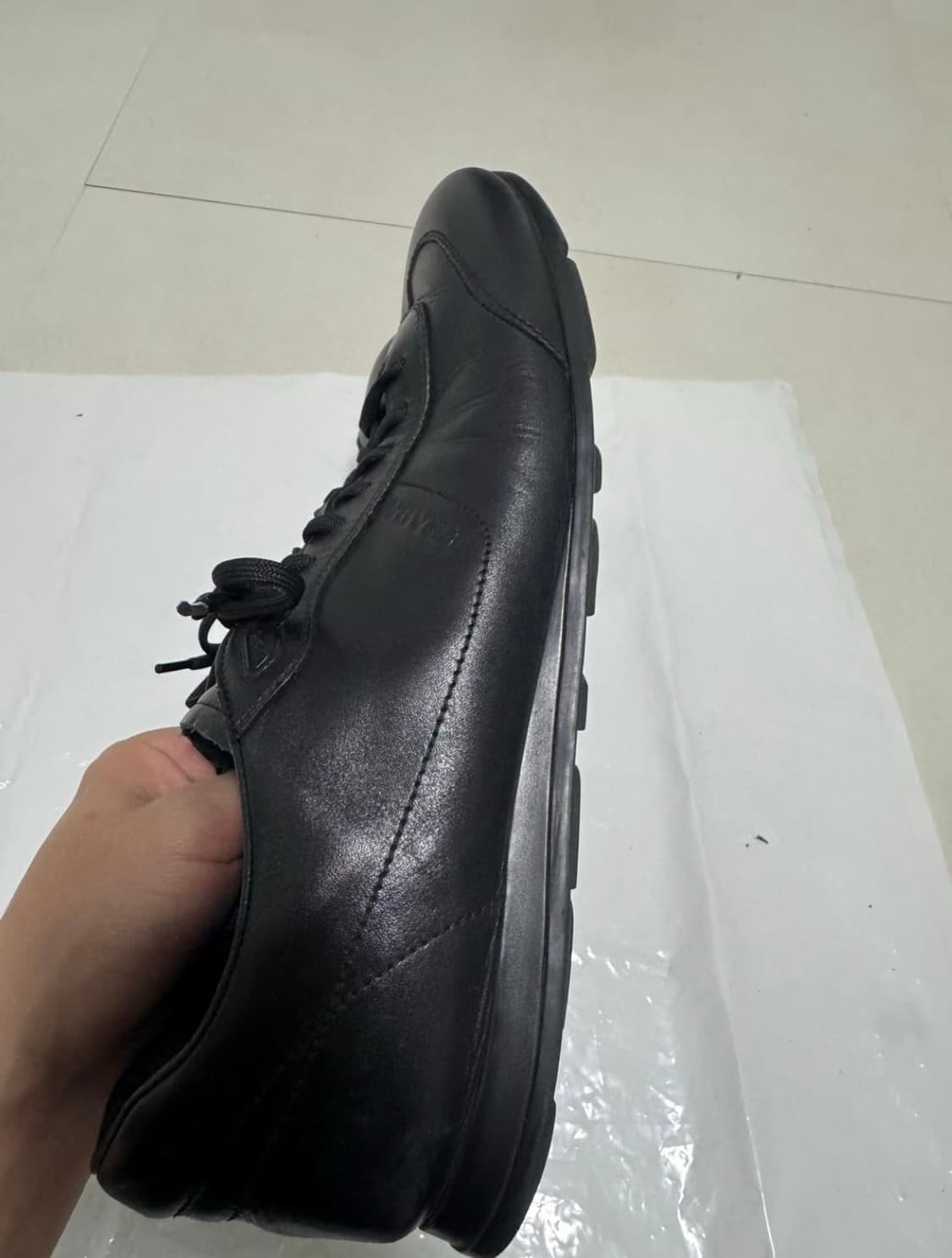 프라다 레더 스니커즈 275-280 상품이미지4