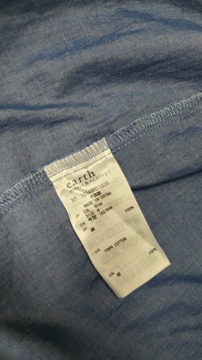 어스뮤직앤에콜로지 데님 샴브레이 원피스 블루 셔츠 반팔 미니 상품이미지4