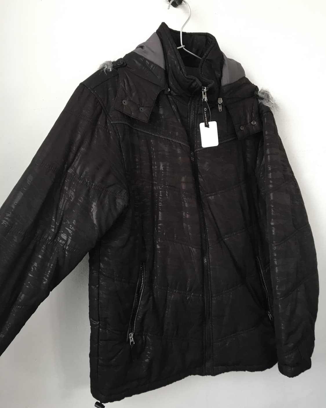 Fake fur hood dyed printing jacket 상품이미지3