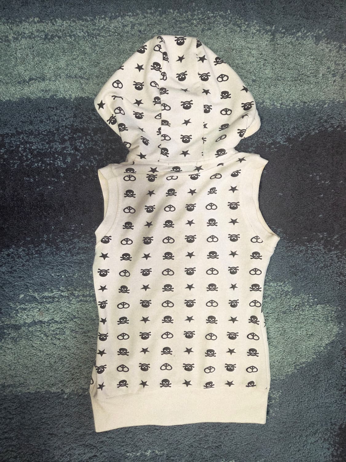 (이염있어서저렴히)Y2k 골드지퍼 해골별 프린팅  민소매후드집업 상품이미지3